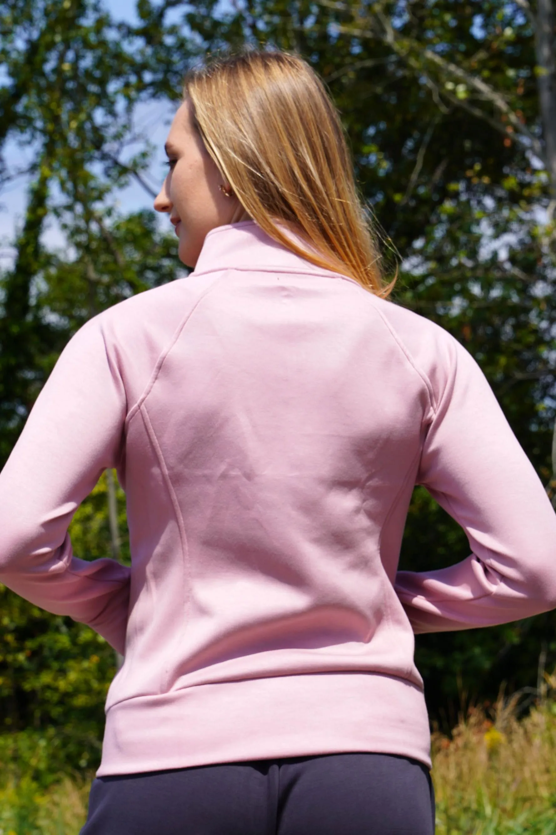 ELLIE ZIP SWEATSHIRT