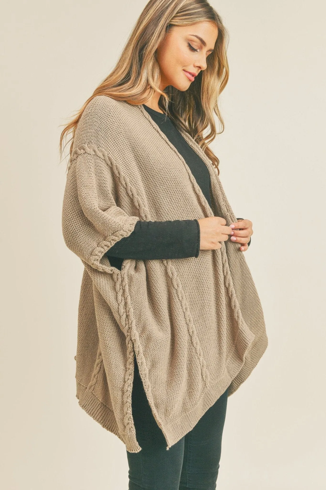 MS0263 Remi Braided Trim Line Knit Kimono