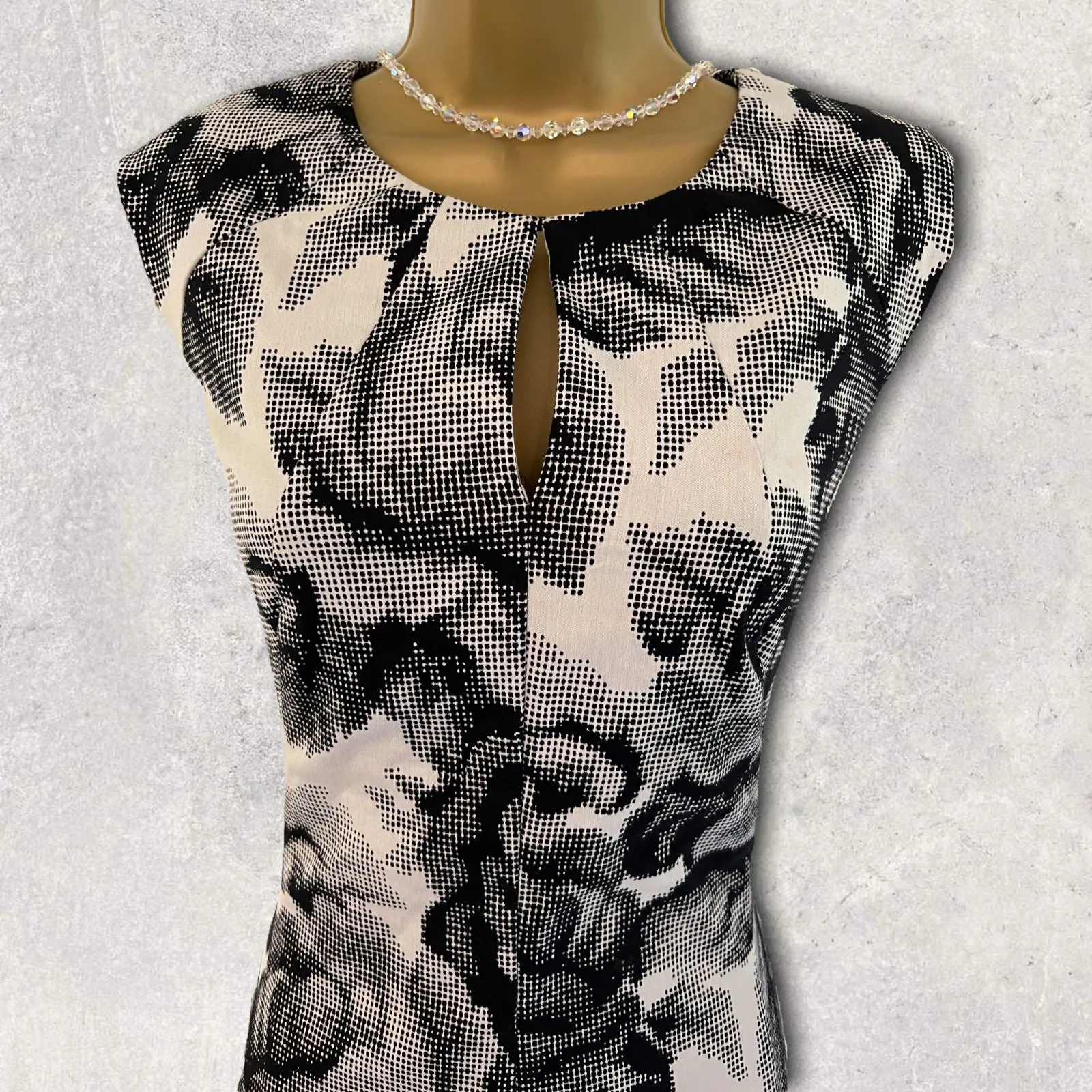 Phase Eight Black & White Mono Floral Stretch Bodycon Dress UK 10 US 6 EU 38