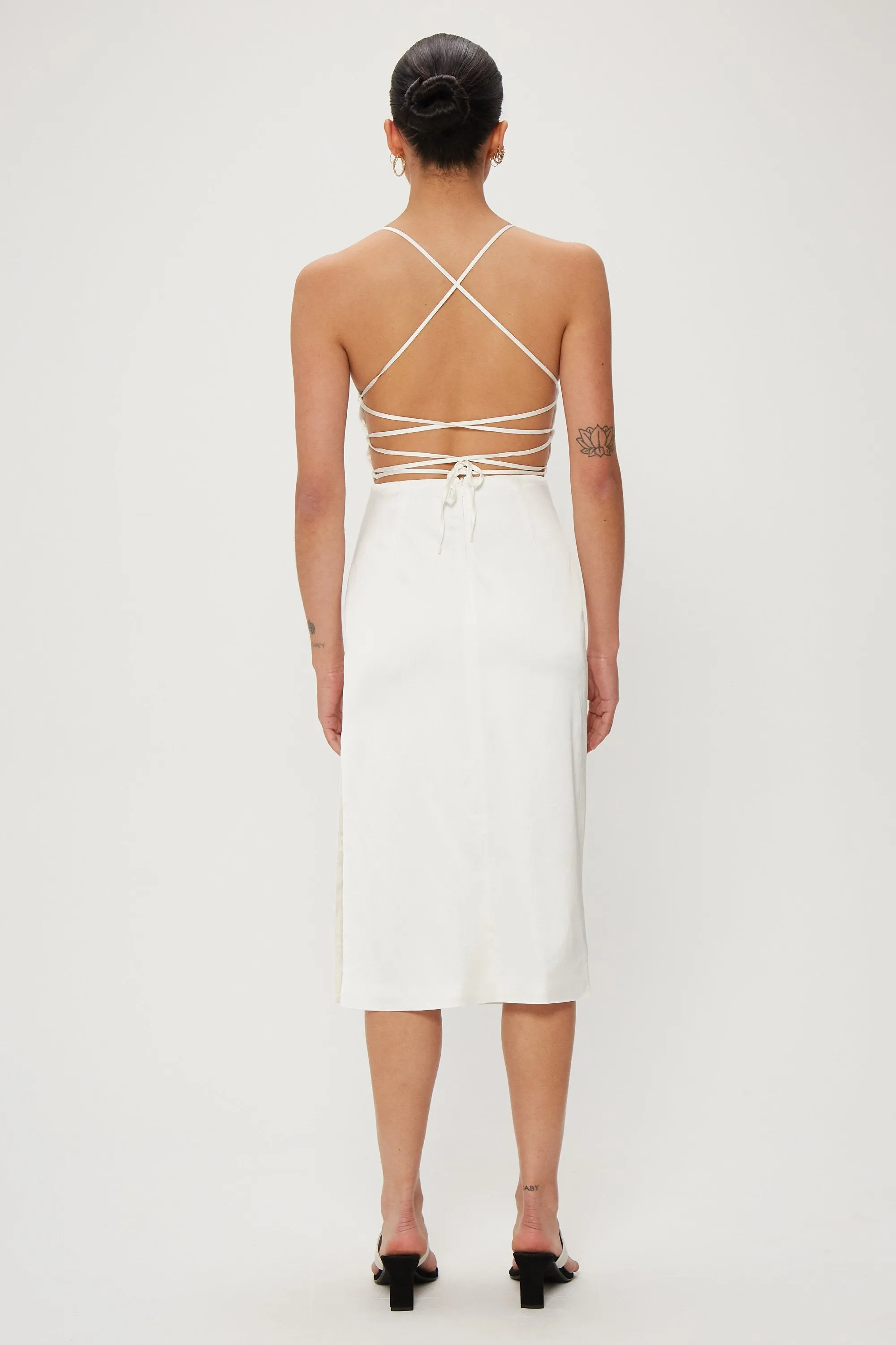 Third Form Long Nights Lace Back Dress - Off White