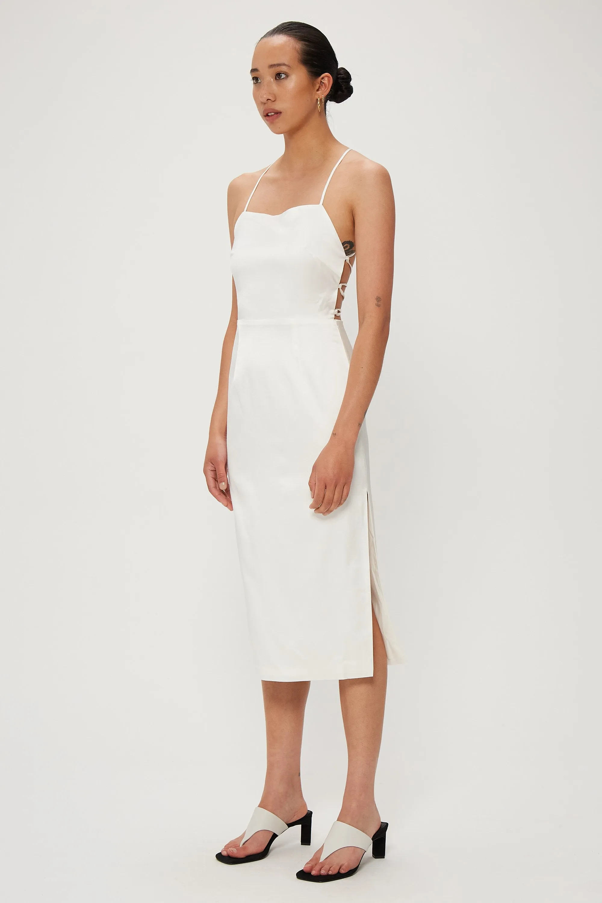 Third Form Long Nights Lace Back Dress - Off White