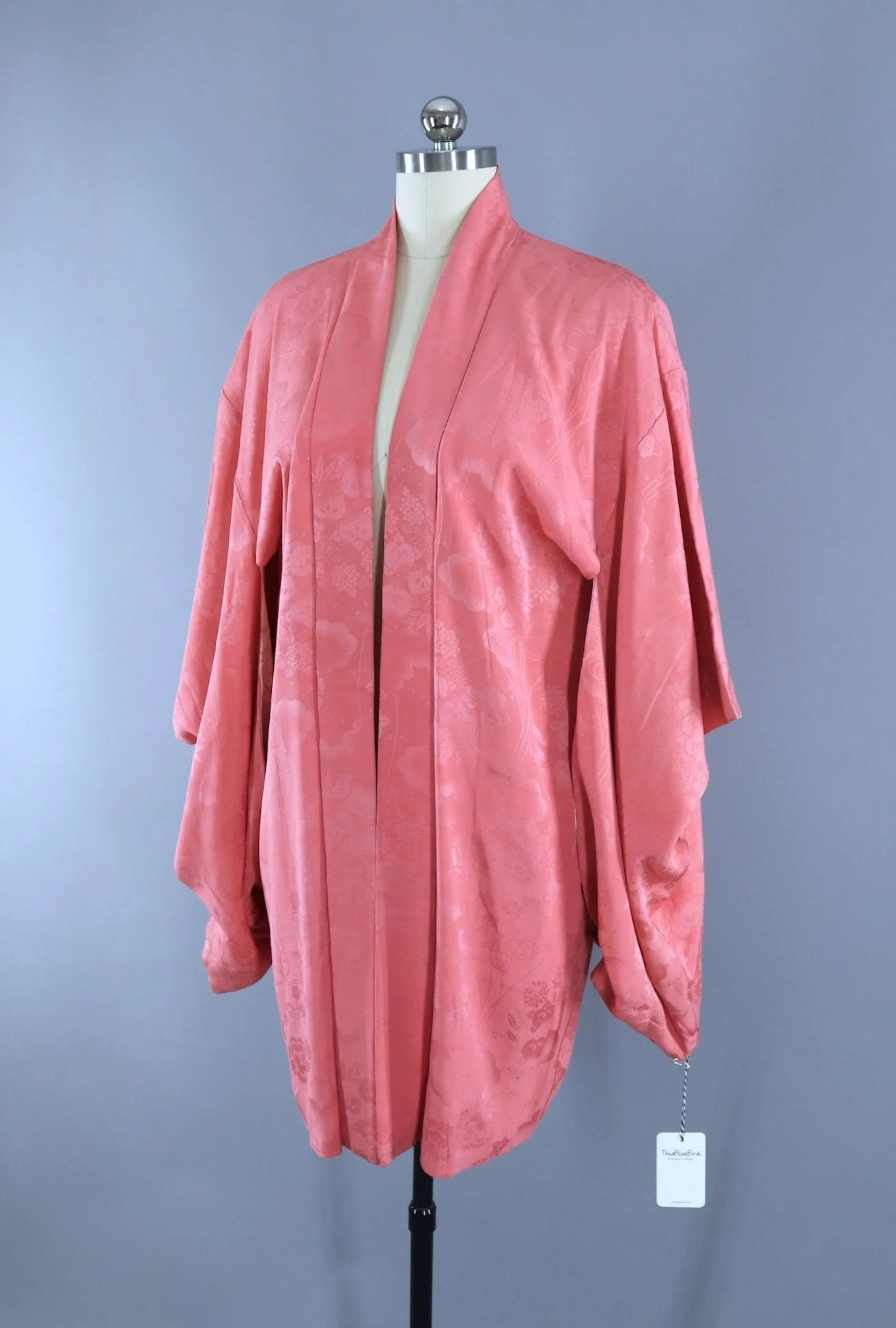 Vintage 1930s Silk Haori Kimono Cardigan / Carnation Pink