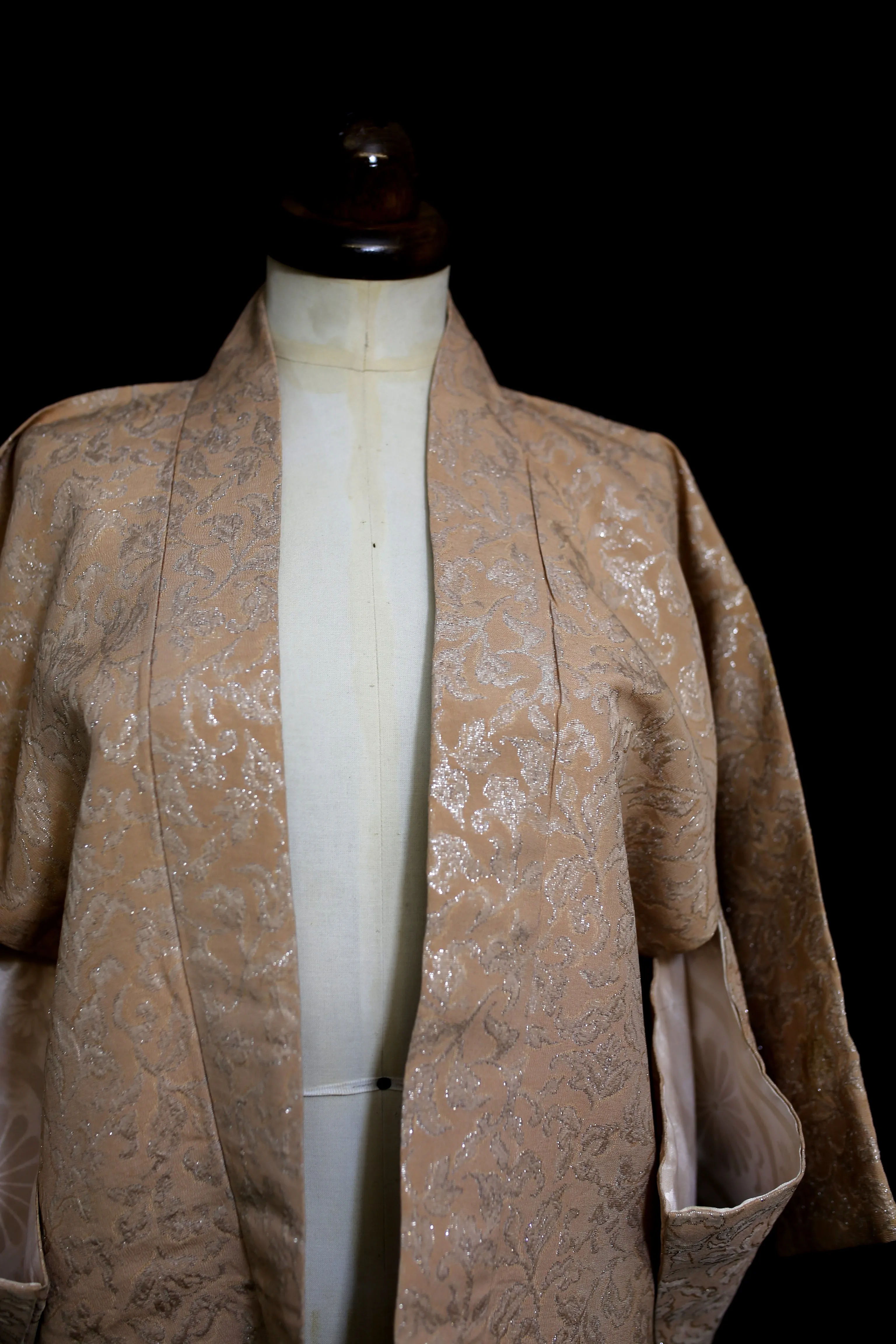 Vintage 1950s Peach Silk Brocade Haori Kimono Jacket